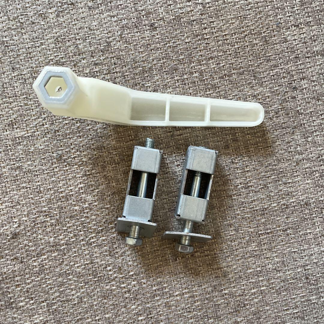 ドラム式洗濯機輸送用ボルト 専用スパナ