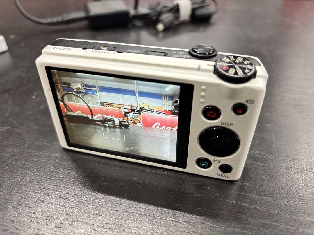 CASIO EXILIM EX-ZR300 充電ケーブル　SDカード付き