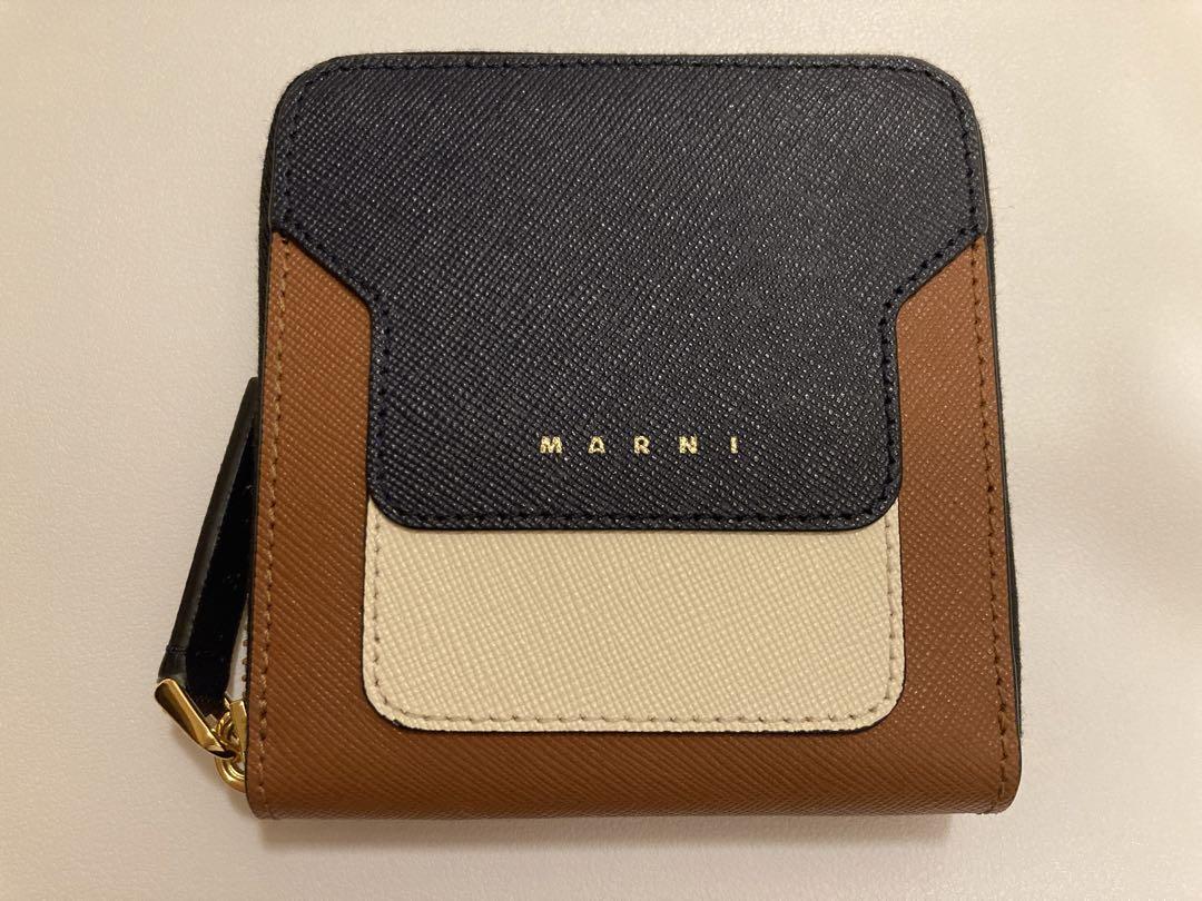 美品　Marni   マルニ　二つ折り財布　ラウンドファスナー