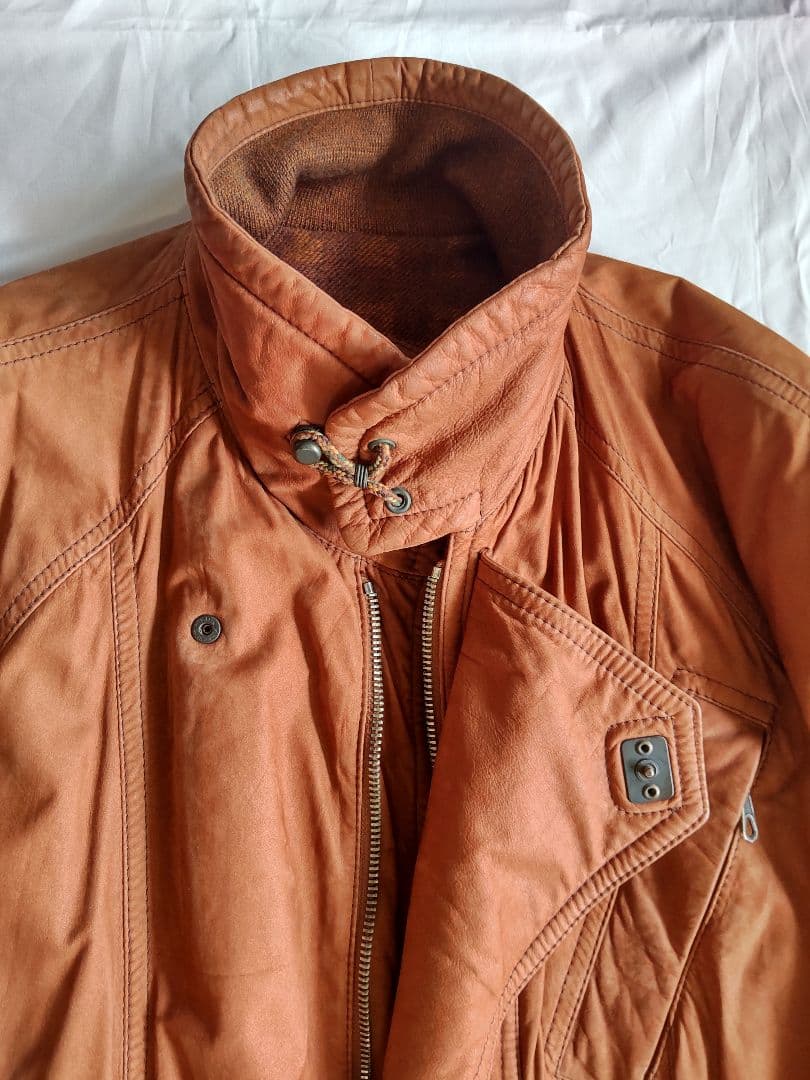 最高級本革　ハーフコート　Made in Italy　贅沢な造りデス　サイズ50