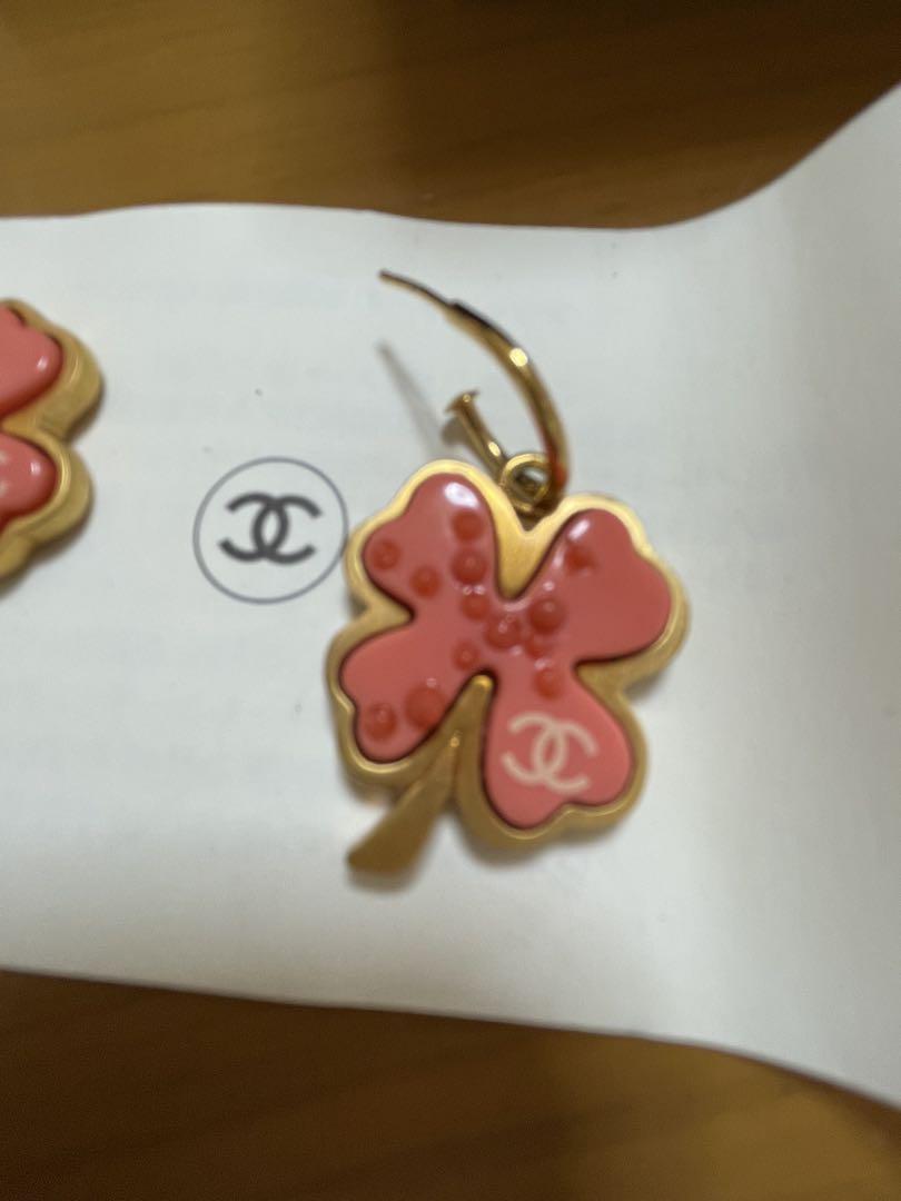 CHANEL ピンク クローバーピアス