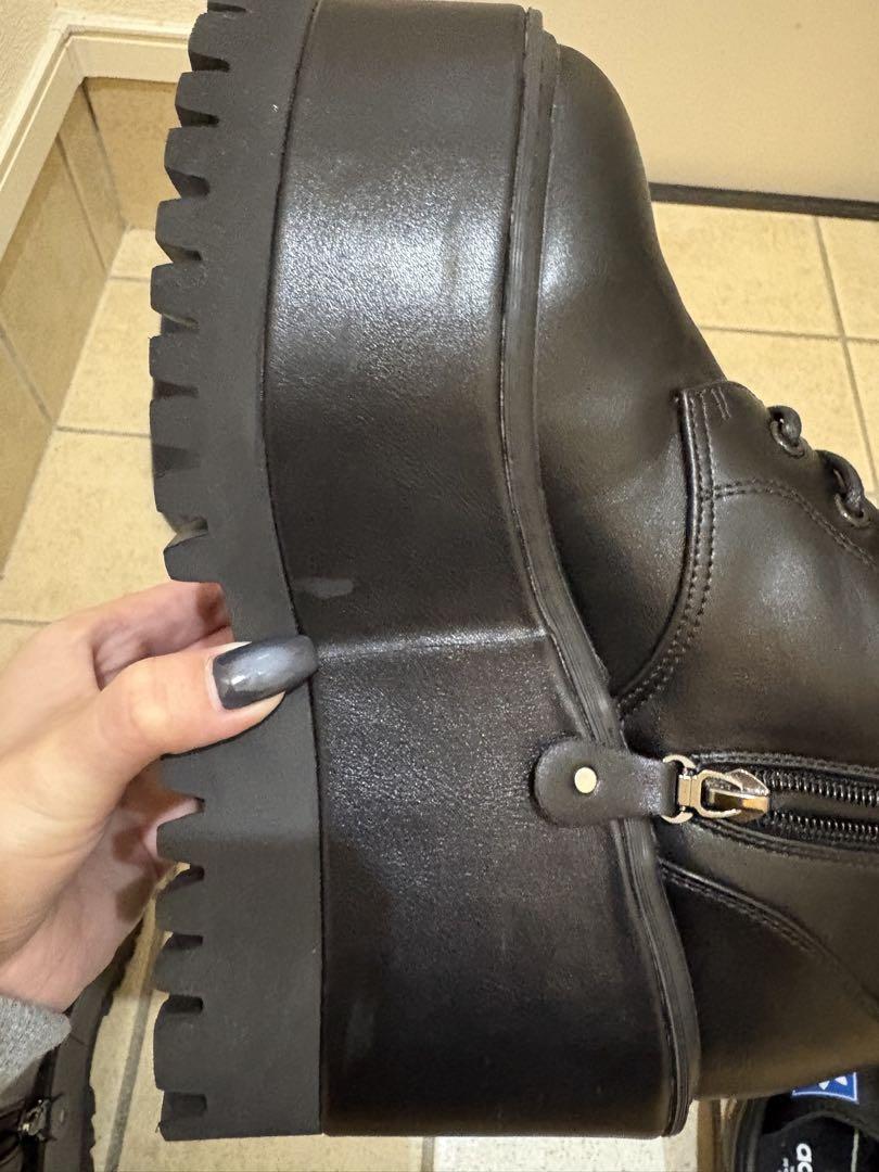 GYDA WEDGE SOLEワークブーツ
