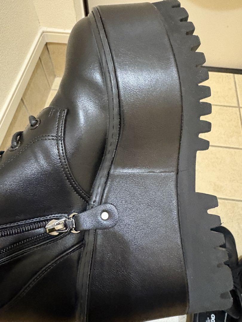 GYDA WEDGE SOLEワークブーツ
