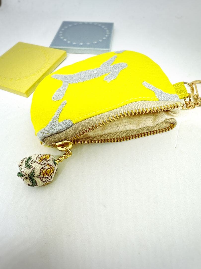 runrunrunの小さなミニポーチ ミナペルホネン