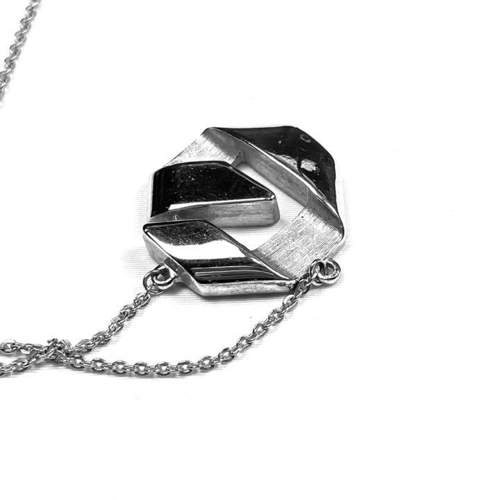 在庫大得価 超激レア シルバー ビッグG ロゴ ネックレス zdlcg-m70107554297 70s 刻印 GIVENCHY 正規店特価