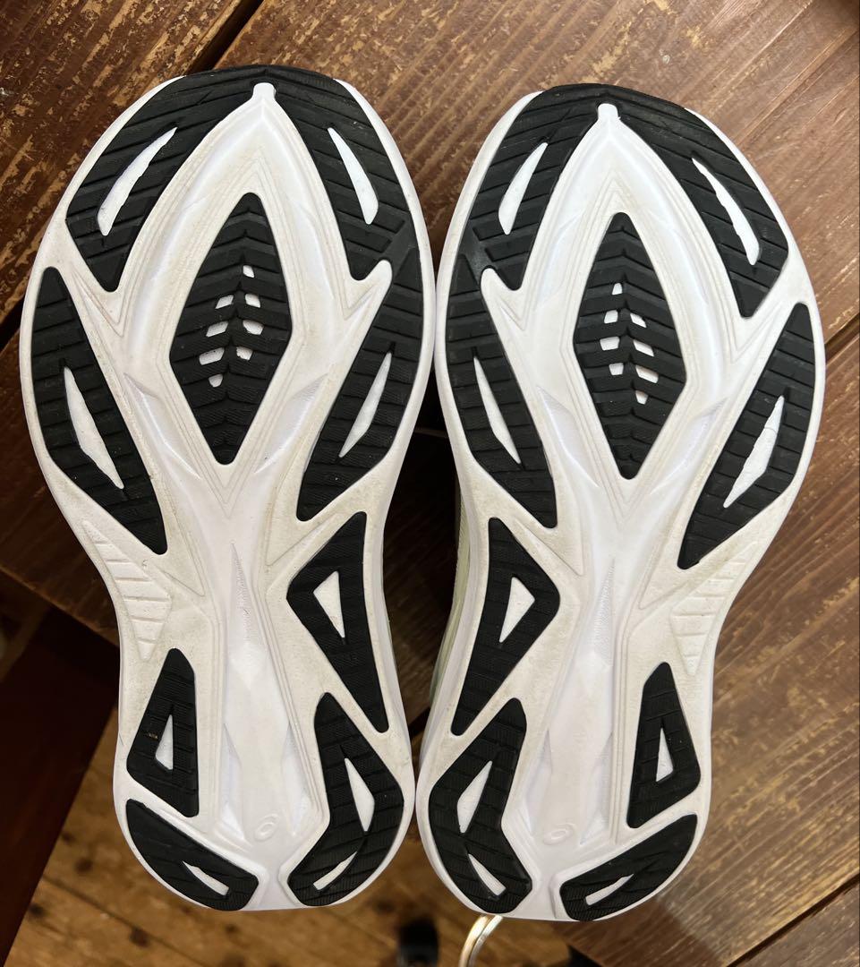 美品asics SUPERBLAST 2 スーパーブラスト2 25cm