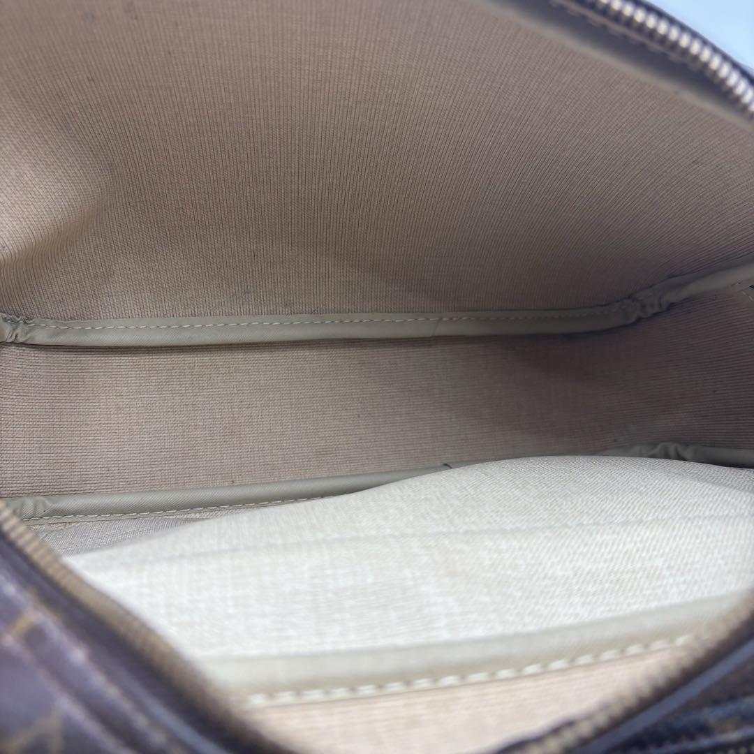 LOUIS VUITTON ルイ・ヴィトン　リポーターPM  ショルダーバッグ