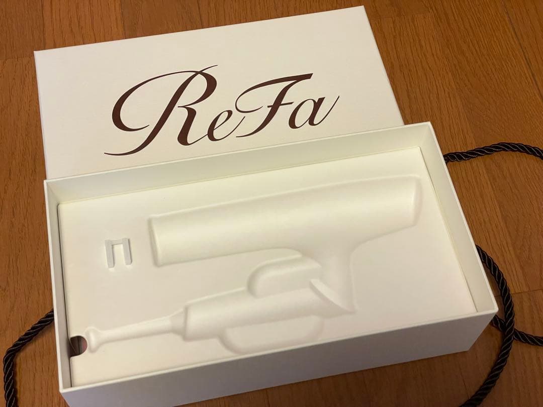 リファ　ビューテックドライヤー　スマート