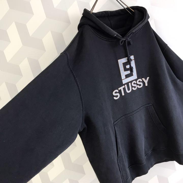 【オールドステューシー】希少XL相当USA製 スウェットパーカー黒stussy