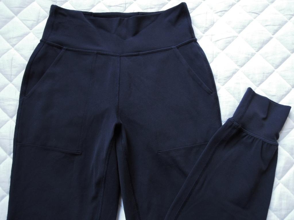 未使用に近い13,800円 ルルレモン Align ハイライズジョガー S 黒