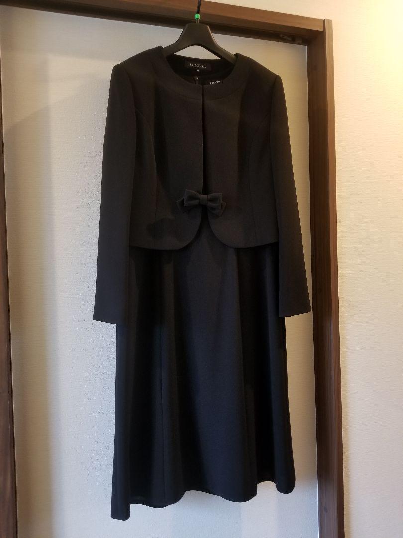 ブラックフォーマル 喪服 スーツ