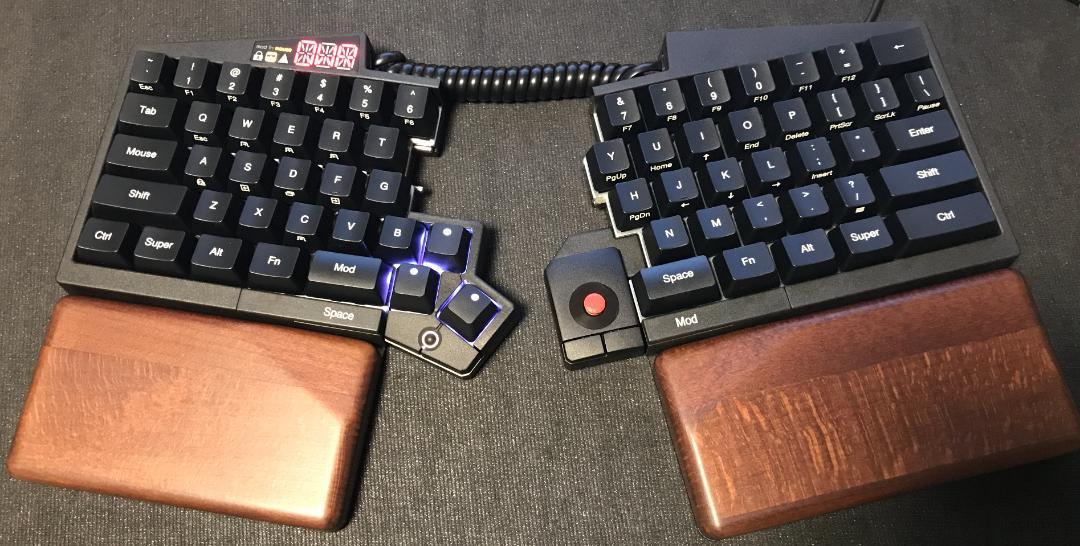 Ultimate Hacking Keyboard UHK60 v1 おまけ付き - メルカリ Ultimate Hacking Keyboard UHK60 v1 おまけ付き - メルカリ