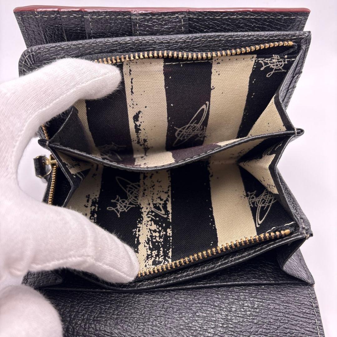 ヴィヴィアンウエストウッド 折り財布 黒 レザー オーブ ヴィヴィアンウエストウッド 折り財布 黒 レザー オーブ