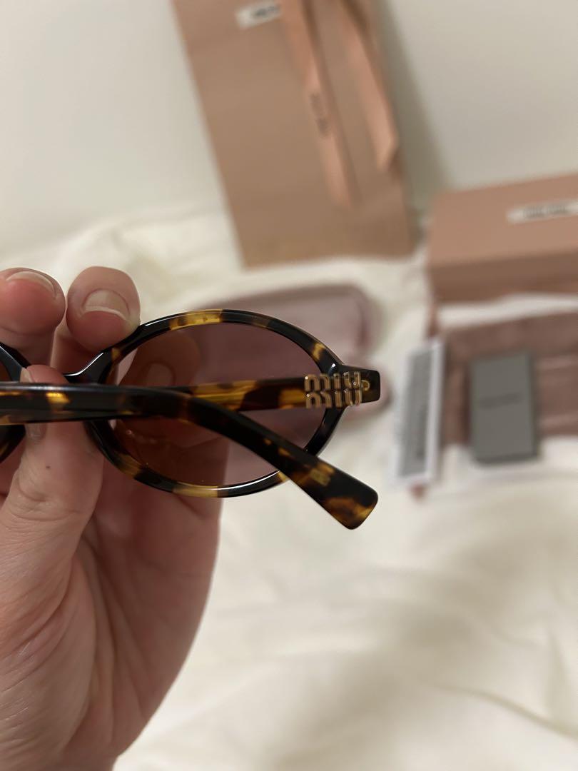 miumiu オーバルサングラス トータス ピンクレンズ