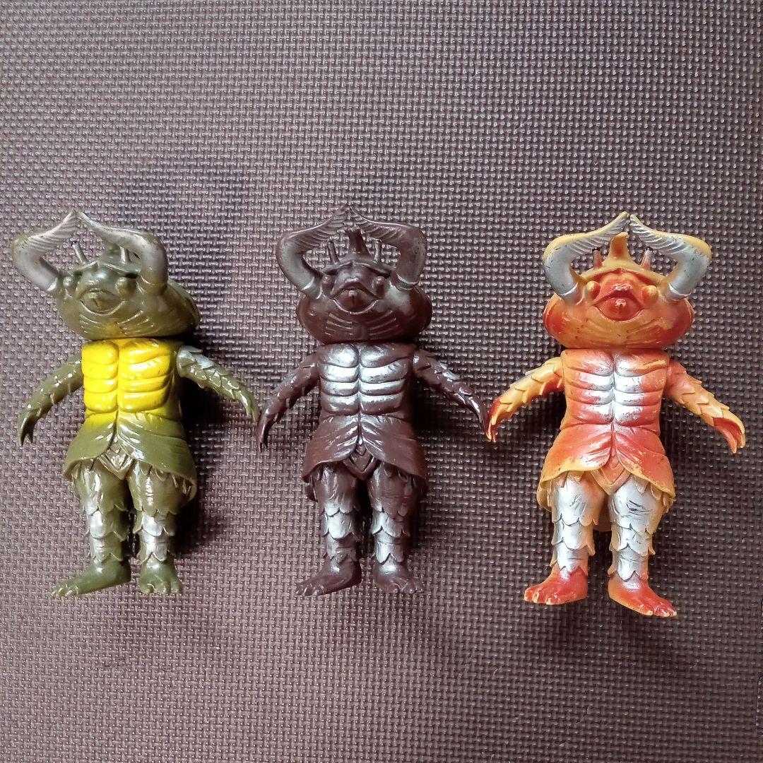 ウルトラマン 怪獣ソフビ アットラー