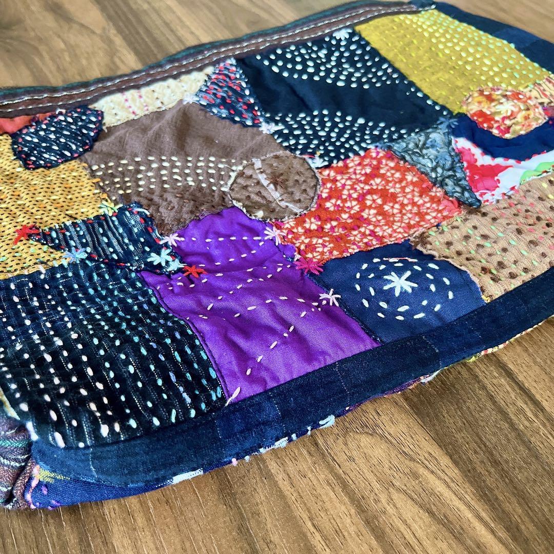 【在庫限り】 ハンドメイド】超BIGサイズ 刺し子とパッチワークのフラット 財布・ケース・小物入れ
