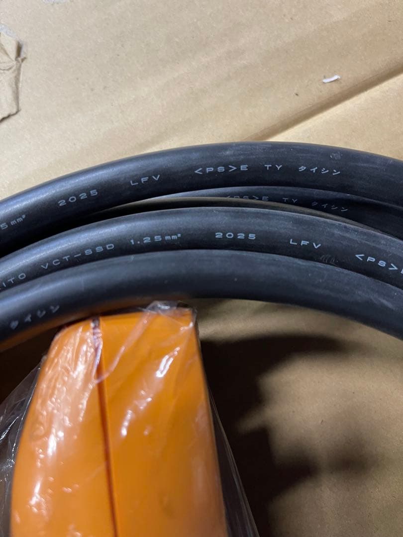 3点押しボタンスイッチ目立った傷や汚れなし