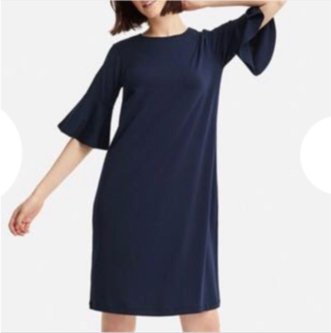 メルカリ 美品 Uniqlo フレアスリーブブラワンピース Xs 紺 ユニクロ ひざ丈ワンピース 1 0 中古や未使用のフリマ メルカリ 美品 Uniqlo フレアスリーブブラワンピース Xs 紺 ユニクロ ひざ丈ワンピース 1 0 中古や未使用のフリマ