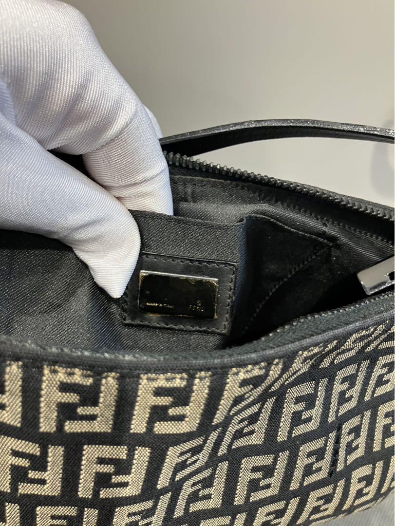 美品 FENDI フェンディ ズッキーノ ポーチ ハンドバッグ ミニバッグ