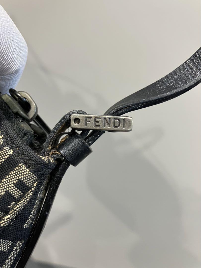 美品 FENDI フェンディ ズッキーノ ポーチ ハンドバッグ ミニバッグ
