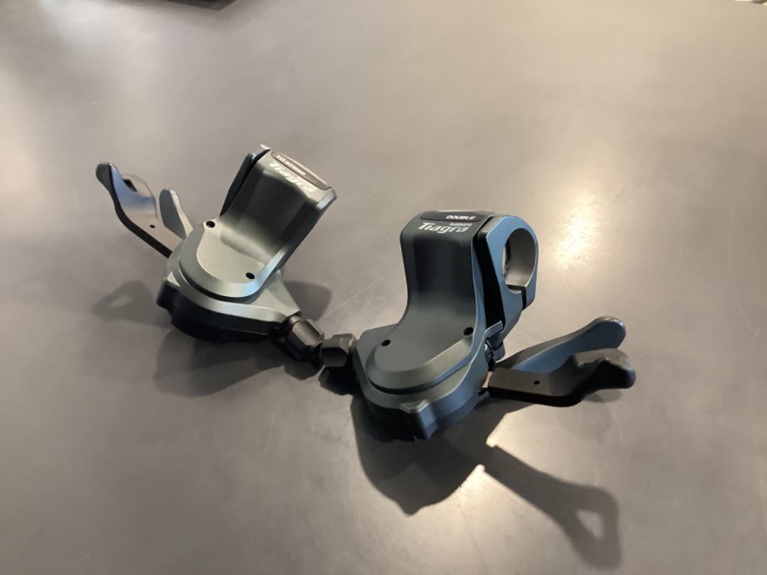 Shimano Tiagra シフトレバー 左右セット