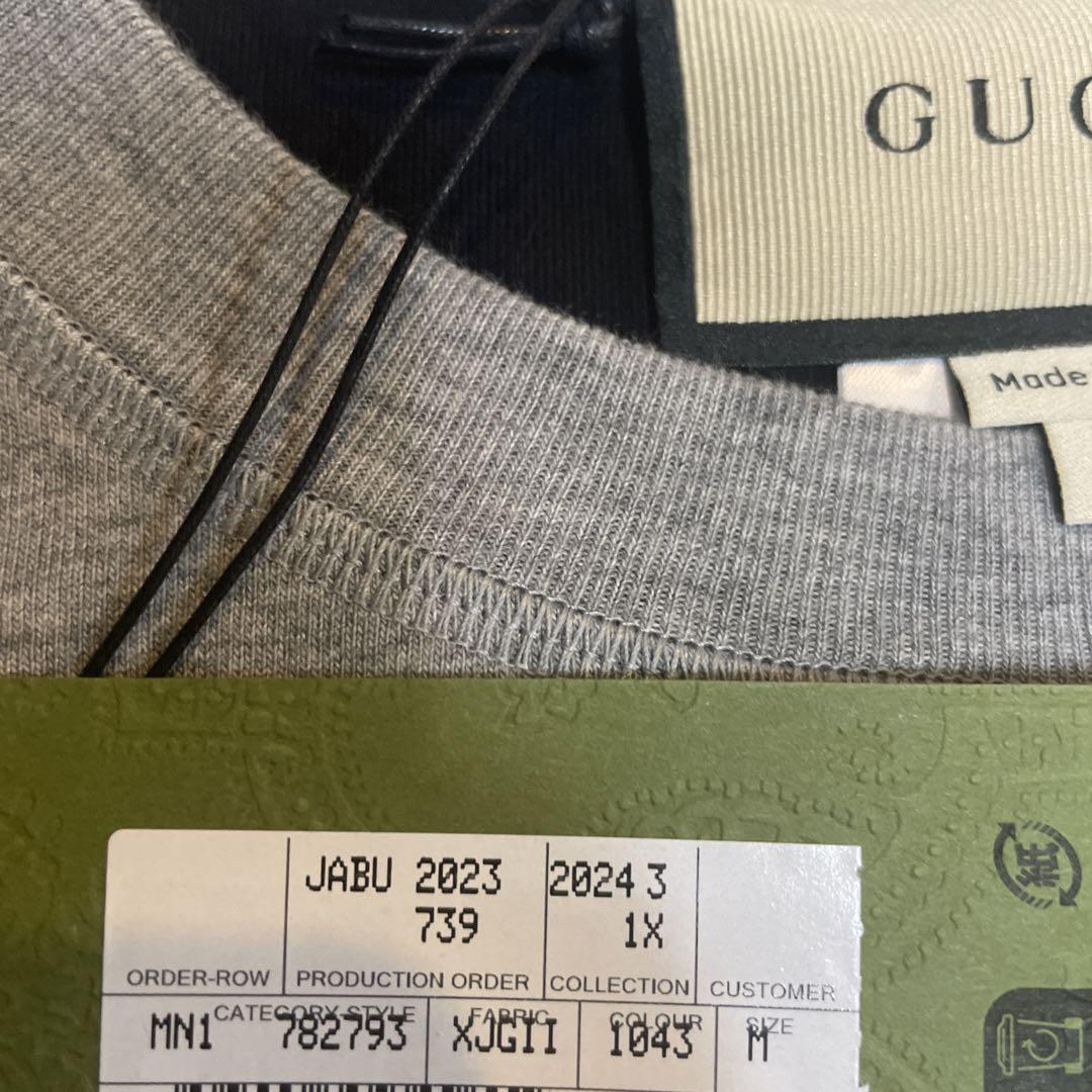 【新品未使用】GUCCI カラフルロゴ Tシャツ　782793 Mサイズ