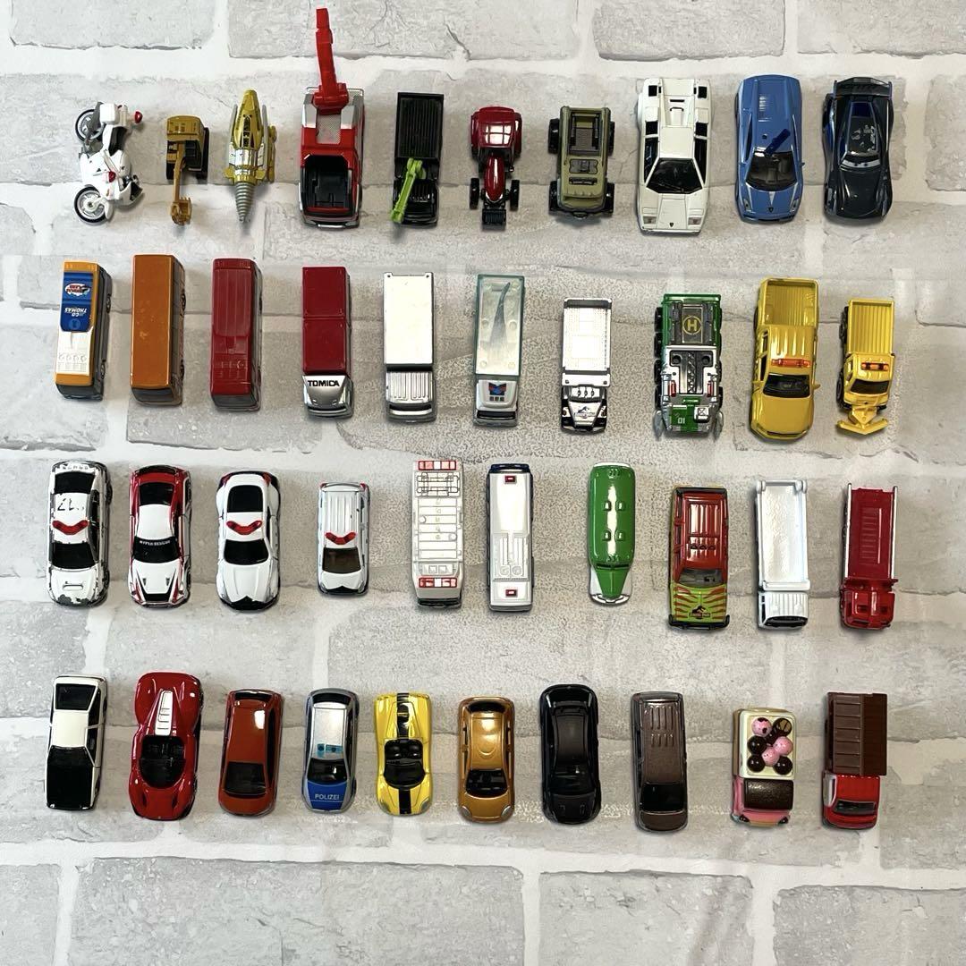 トミカ ミニカー　40台　まとめ売り トミカ ミニカー 40台まとめ売り - メルカリ