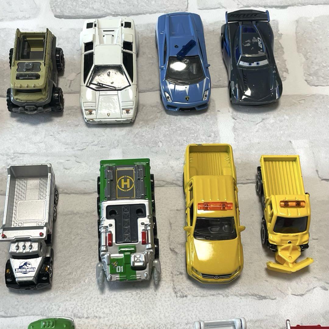 トミカ ミニカー　40台　まとめ売り トミカ ミニカー 40台まとめ売り - メルカリ