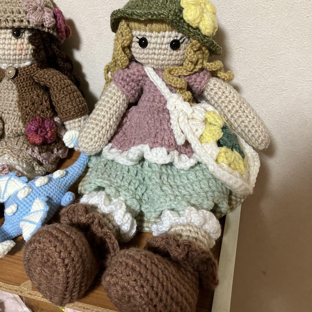 ドール あみぐるみ 毛糸でできた 人形 作家 ぬいぐるみ