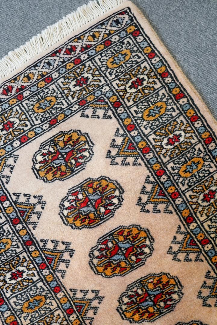92×62cm【パキスタン手織り絨毯 】トライバルラグ ラグ・カーペット 92×62cm【パキスタン手織り絨毯 】トライバルラグ ラグ・カーペット
