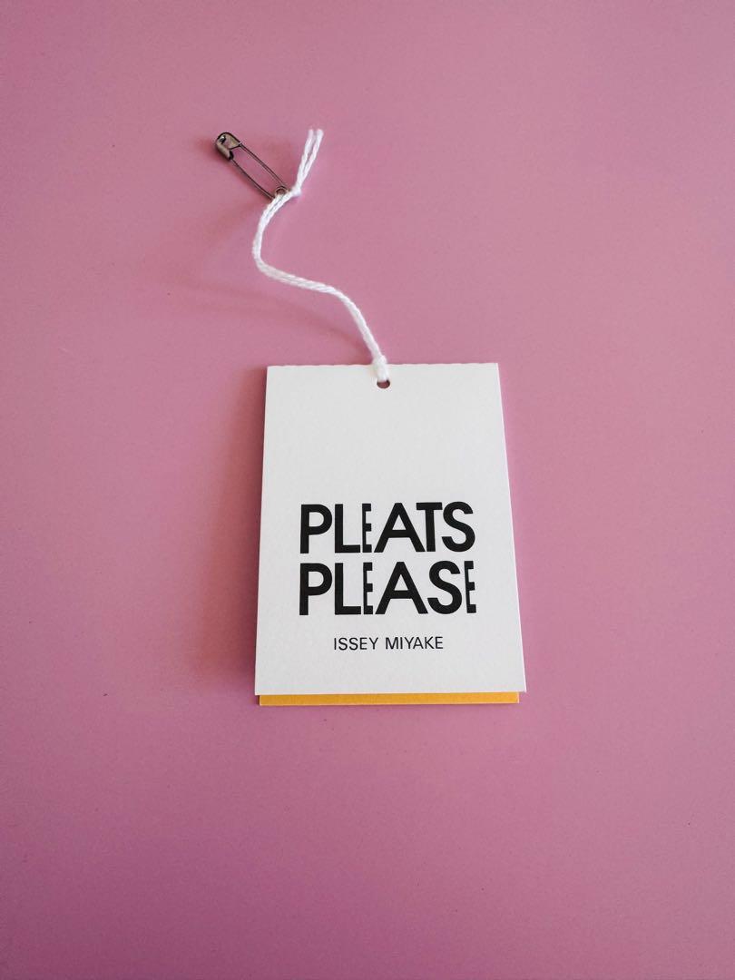 PLEATS