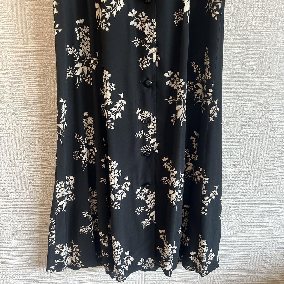 【美品】MARINA RINALDI☆イタリア製スズランロングワンピース 黒色 美品】MARINA RINALDI☆イタリア製スズランロングワンピース