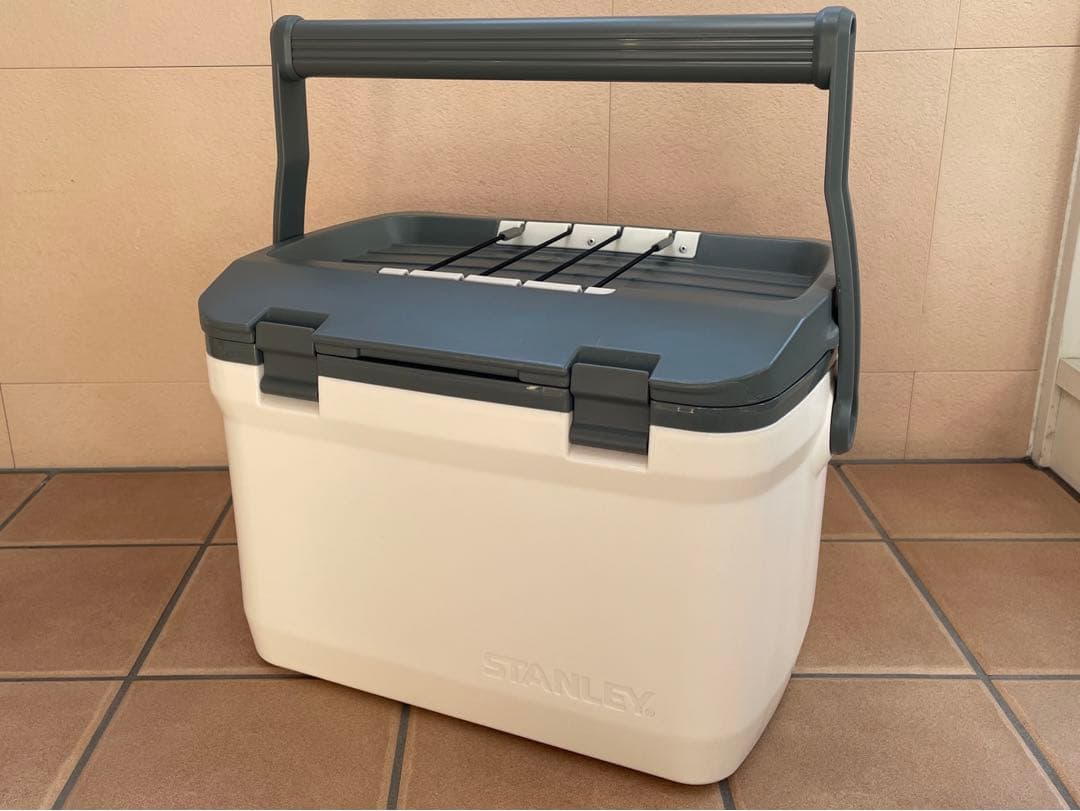ファッションの STANLEY スタンレー クーラーボックス 15.1L(おまけ付