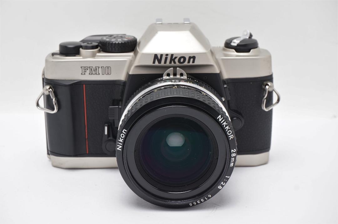 週末限定ンセール 作例あり】NIKON FM10 フィルムカメラ フィルムカメラ