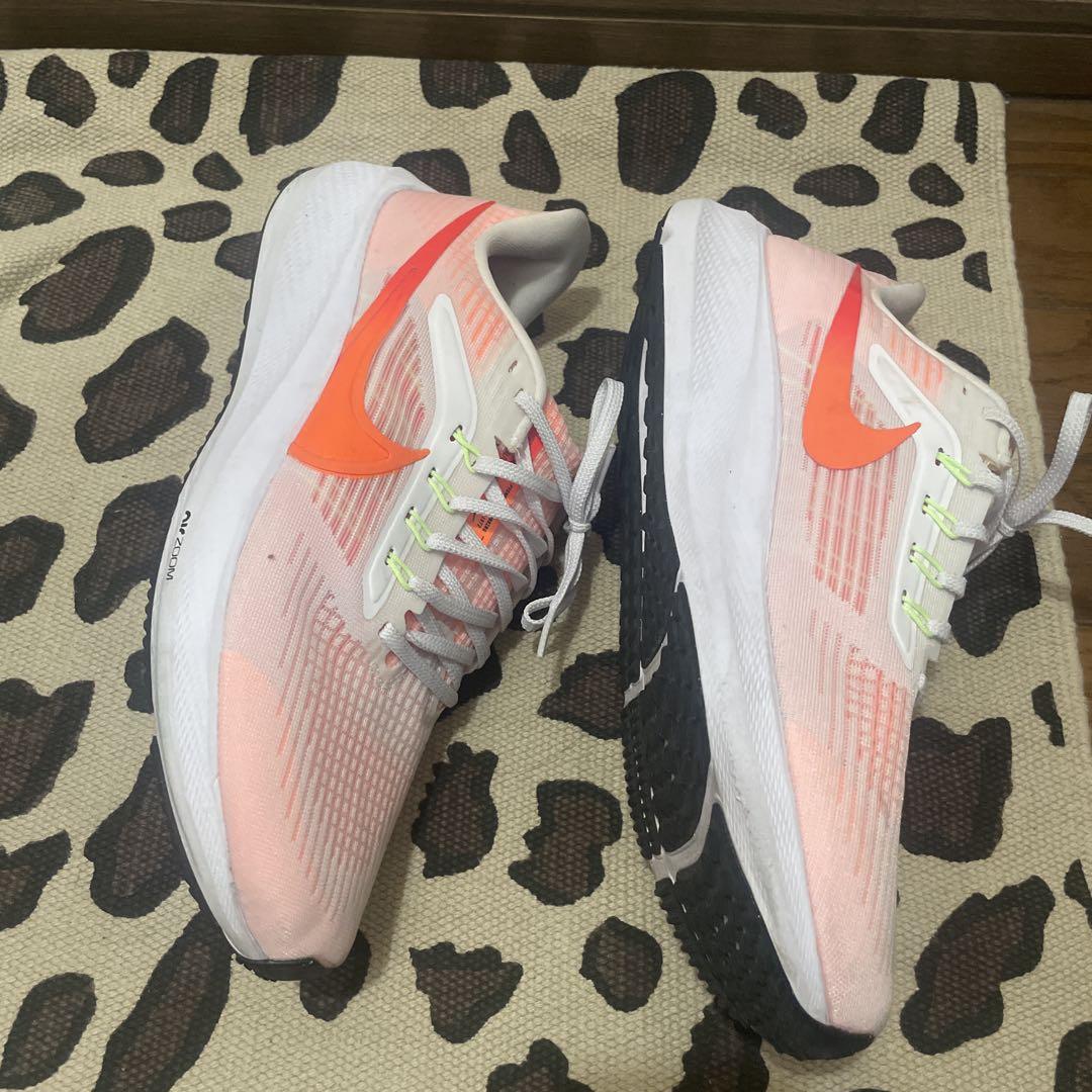 nike air zoom ランニングシューズ