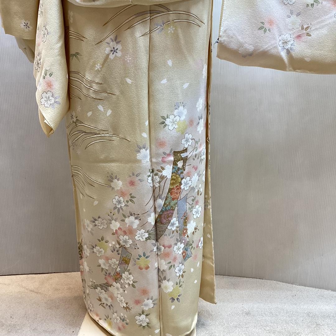 訪問着 お仕立て付き 正絹 手描京友禅 古典短冊花文様柄 新品 ho216t