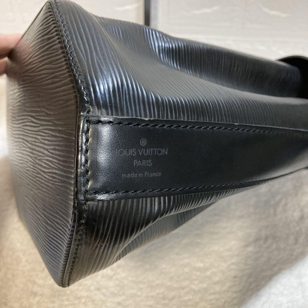 ！極美品！　ルイヴィトン　ショルダーバック　エピ　M80157 極美品！ ルイヴィトン ショルダーバック エピ M80157