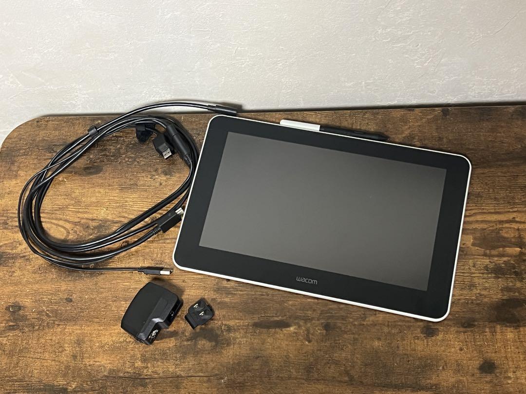 美品】wacom Oneワコムワン 13.3インチ 液タブ DTC133W1D