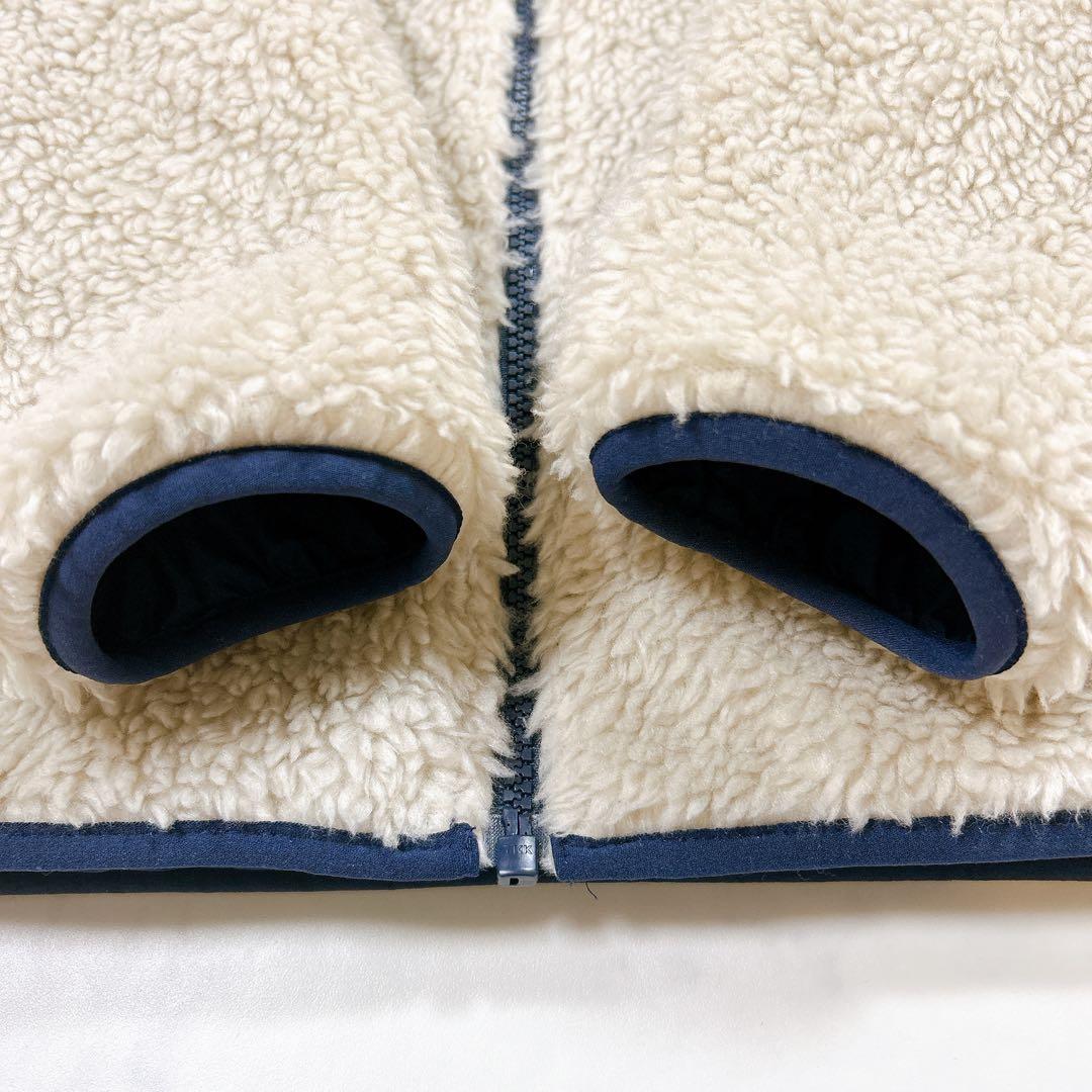 【未使用】Patagonia リバーシブル レディフレディフーディジャケット 【未使用】Patagonia リバーシブル レディフレディフーディジャケット