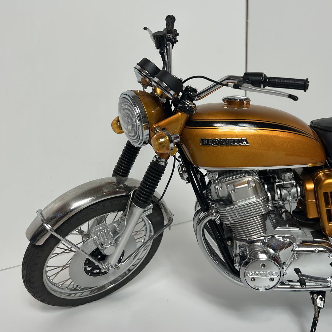 ディアゴスティーニ　1/4 CB750 キャンディーゴールド