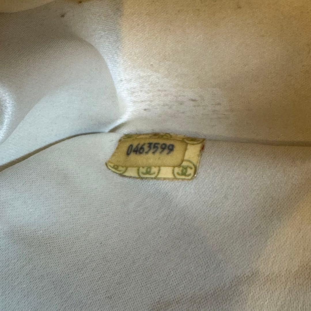 大人気✨シャネル マトラッセ ショルダーバッグ サテン ターンロック ホワイト 大人気✨シャネル マトラッセ ショルダーバッグ サテン ターンロック ホワイト