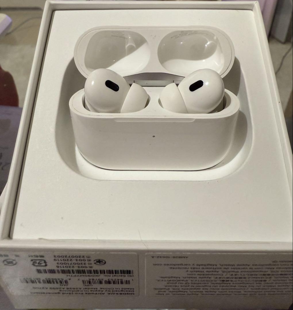 AirPods