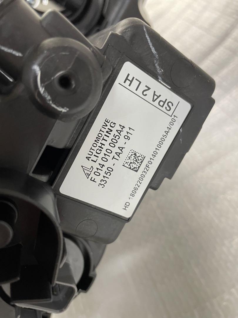 新品未使用 ヘッドライト 2個セット　RP3.4 クリア塗装済み