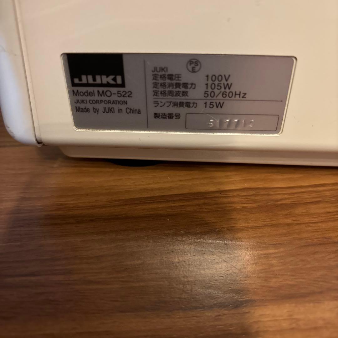 JUKI MO-522 オーバーロックミシン JUKI MO-522 オーバーロックミシン