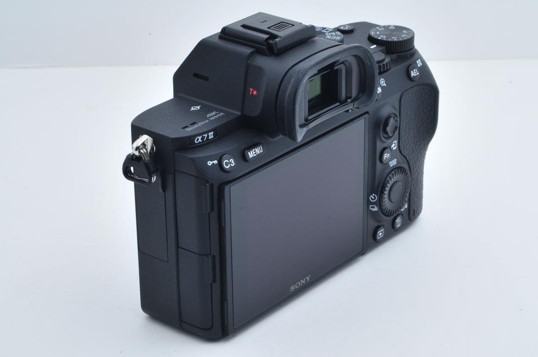 ■新品級■ ソニー SONY ILCE-7M3 ≪シャッター2650回≫