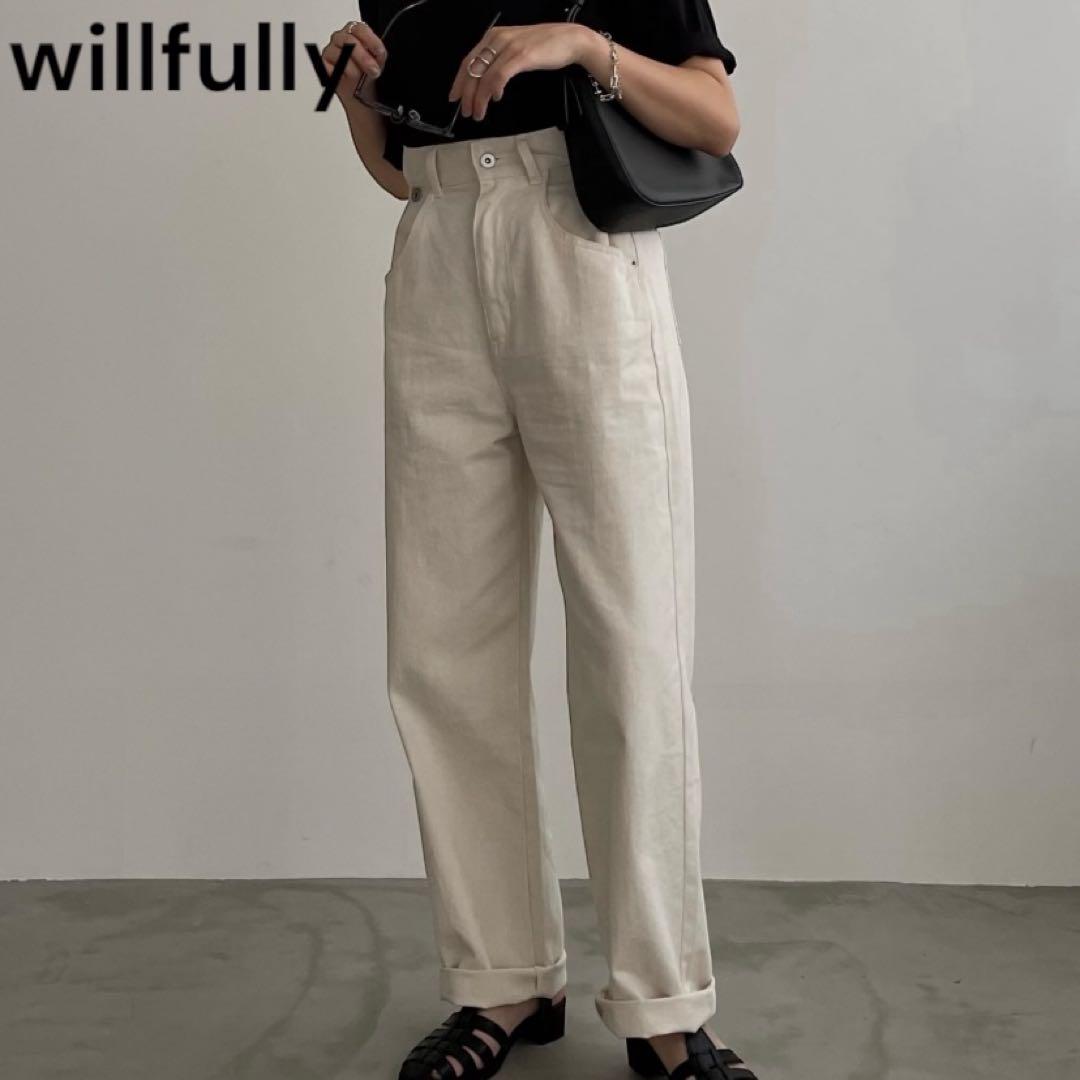 【新品タグ付き】ウィルフリー　button tuck design パンツ