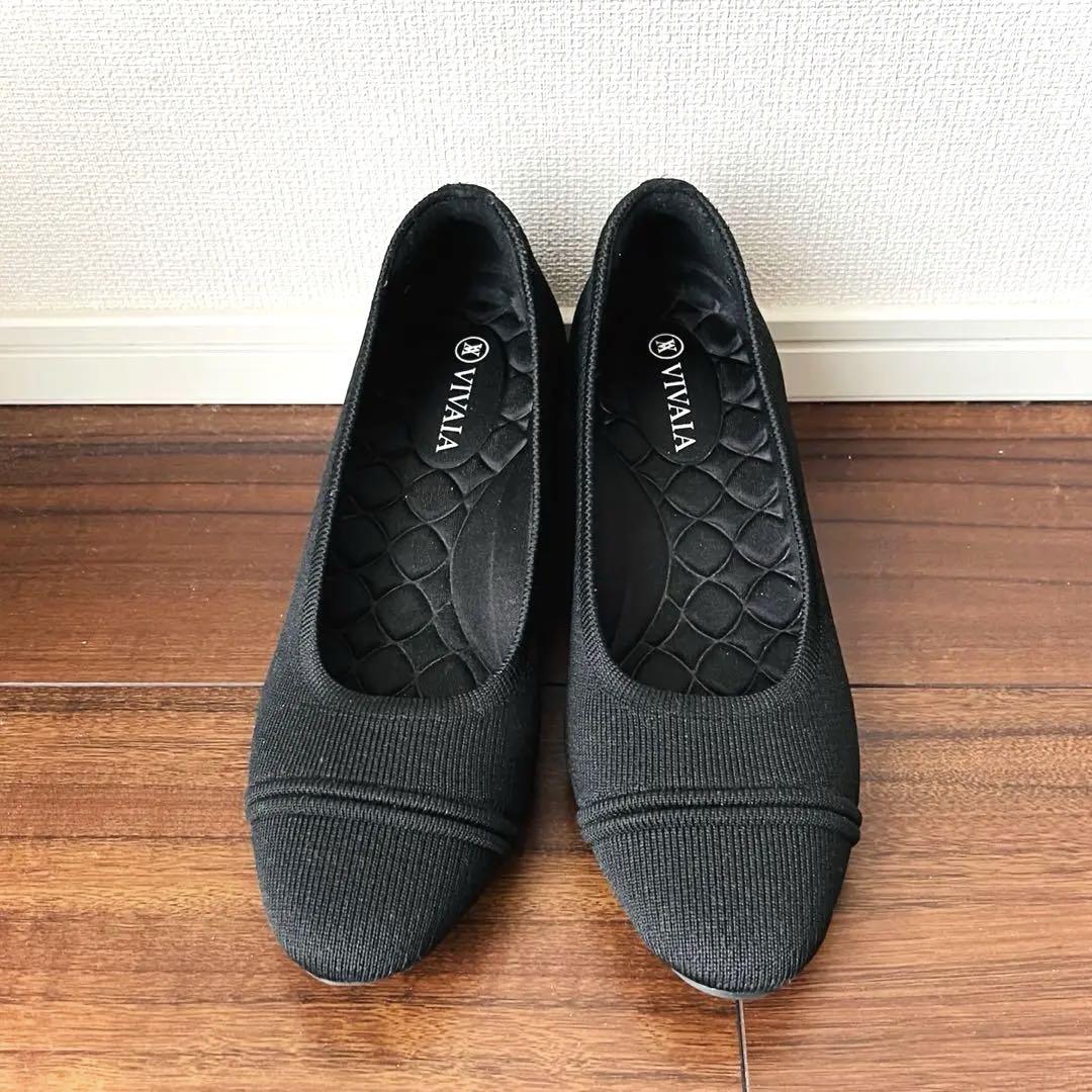 VIVAIA ラウンドトゥチャンキーヒールパンプス　黒　ニットシューズ　22㎝