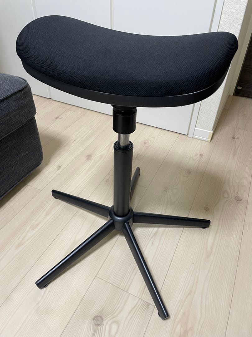 ニトリ エクリブ スタンディングチェア 椅子 在宅ワーク Amazon｜ニトリ スタンディングチェア エクリブ ブラック NITORI