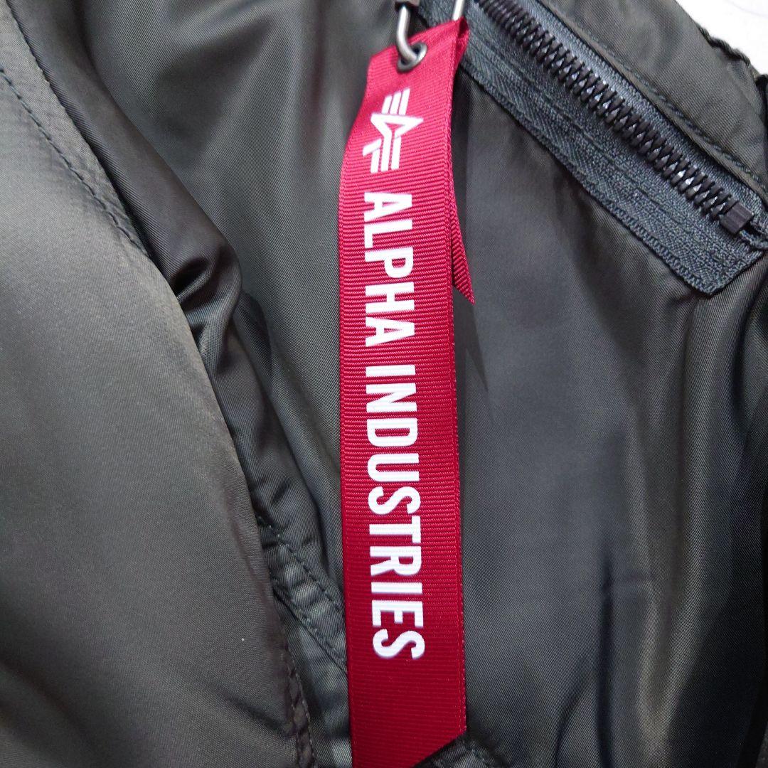 ALPHA INDUSTRIES MA-1ジャケット オリーブ色