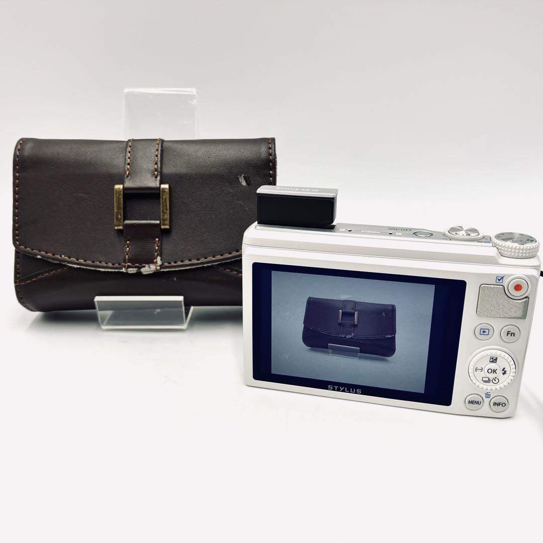 美品♪ OLYMPUS STYLUS XZ-10 ホワイト　コンデジ